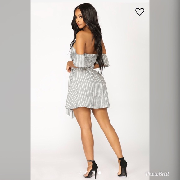 Off the shoulder stripped dress - Picture 1 of 2